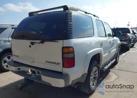 2005 Chevrolet Tahoe Z71 z USA, uszkodzony, nr VIN 1GNEC13T55R209544